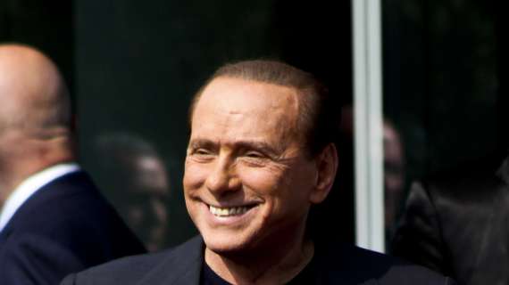 Silvio Berlusconi Morto Commovente Video Del Milan Nel Cuore