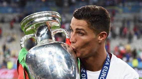 AS esulta con Ronaldo: "Il triplete di Cristiano"