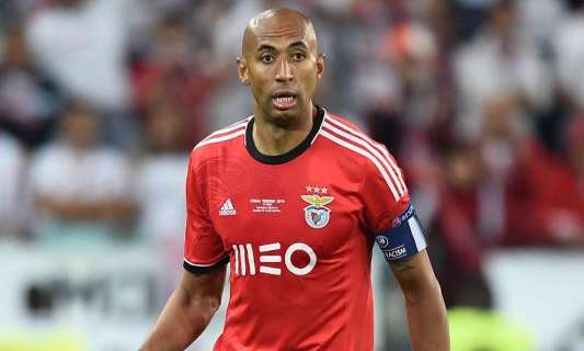 Benfica, per sempre Luisao. Nuovo contratto per il leader: "Capitano eterno"