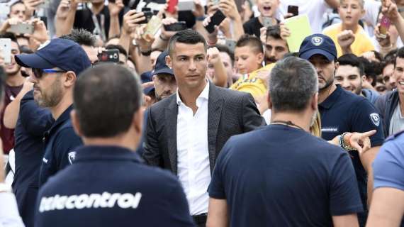TMW - CR7 day, tifosi in visibilio: "Ora Ronaldo ce l'abbiamo noi"