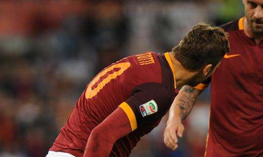 Roma, controlli strumentali per Totti. Migliorano le condizioni del capitano