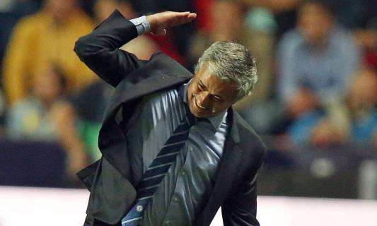 Chelsea, Mourinho punge il City: "Segue regole diverse dalle nostre"