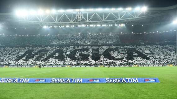 Fotonotizia - La coreografia dello Juventus Stadium: "Forza magica Juve"