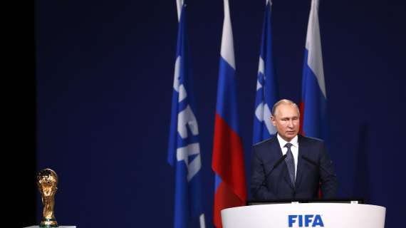 Mondiali, Putin: "Infantino è un vero lottatore"