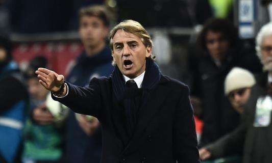 Inter, Mancini: "Continuiamo a regalare gol, questo complica tutto"