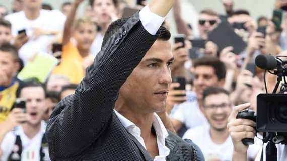 Juventus, La Stampa: "Una casa per Ronaldo? Missione impossibile"
