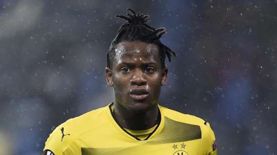 Borussia Dortmund, grave infortunio per Batshuayi: Mondiale a rischio