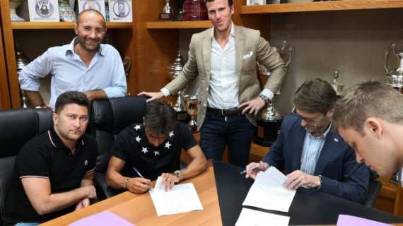 TMW - Roma, Verde in Spagna: la foto della firma col Real Valladolid