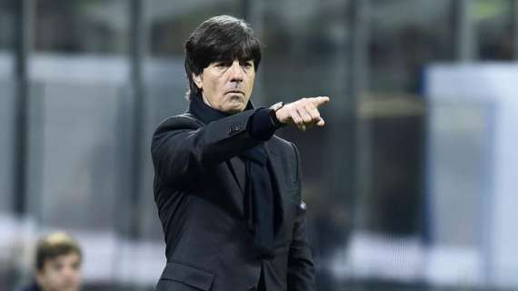 Germania, Low: "Con l'Azerbaigian Khedira il capitano, Gomez dal 1' davanti"