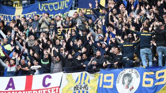 Verona-Bari 0-0, reti bianche all'intervallo al "Bentegodi"