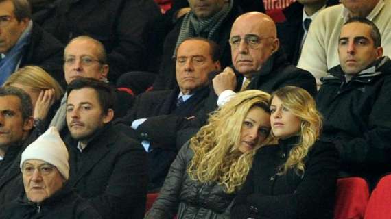 Il Milan risplende nel suo habitat naturale. Berlusconi sul mercato...