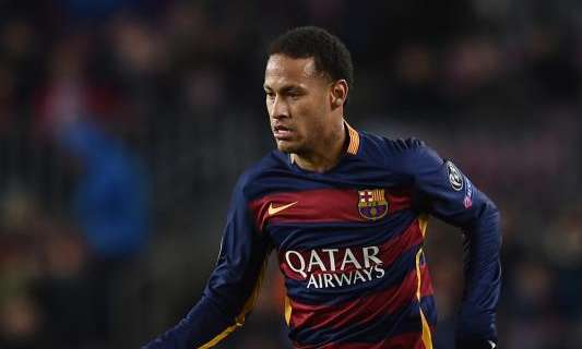 Barcellona, Neymar: "Felice di continuare a vivere questo sogno"