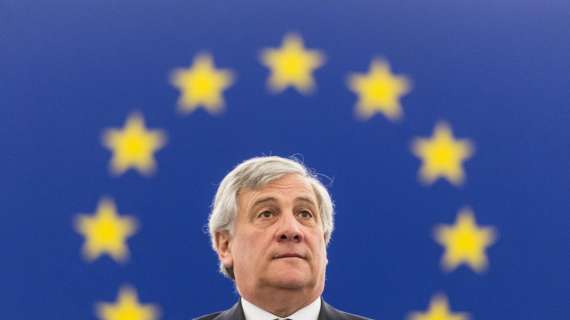 Calcio: Tajani, lotta a doping e razzismo
