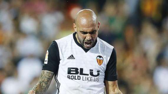 Liga, il Valencia chiude con un 2-1 al Deportivo. Zaza firma il primo gol