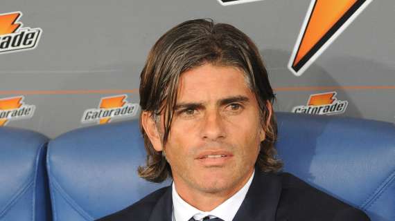 Cagliari, Lopez: "Siamo arrabbiati. Pinilla e Sau possono giocare insieme"