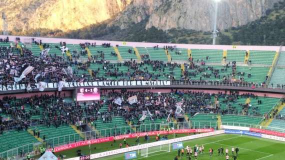 Giornale di Sicilia: "Playoff, abbonati gratis allo stadio. Palermo in ritiro"