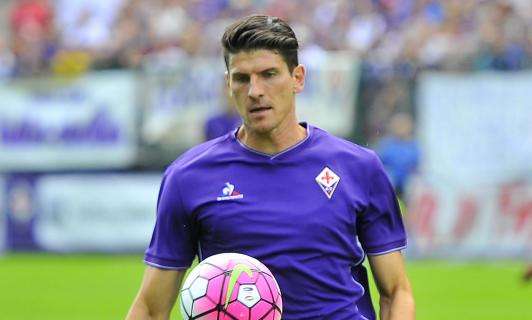 Besiktas, comunicato su Gomez: "Negoziazioni con giocatore e Fiorentina"