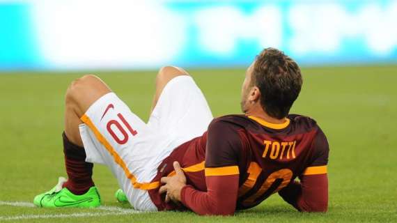 Roma, report medico su Totti: in miglioramento. A breve tornerà in campo