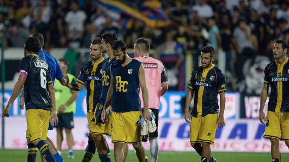 Parma, giocatori a rapporto dai tifosi. Donadoni confermato