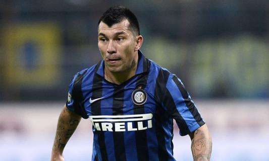 Inter, Medel: "Che bello aver indossato la fascia di capitano"