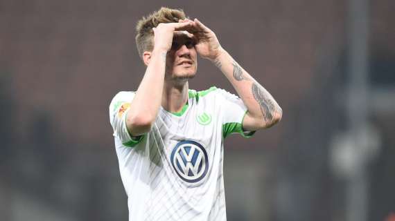 Danimarca, infortunio muscolare per Bendtner: Mondiale a rischio