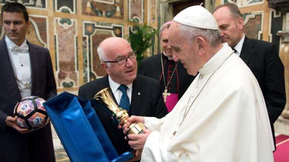 Papa a Juve e Lazio, testimoniate lealtà