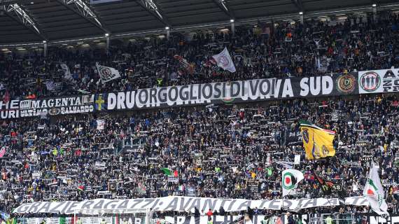 Juventus-SPAL, dagli spalti cori contro Napoli e Firenze