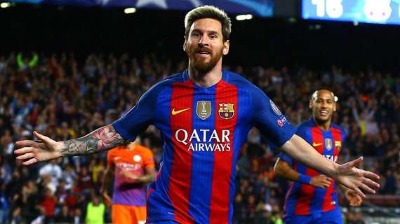 Barcellona, Mundo Deportivo festeggia Messi: "Leo 100" 
