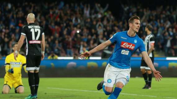 Napoli, Simy propizia 3 gol in 12': la decima rimonta riapre i giochi