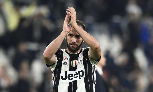 Juventus, Higuain: "Siamo a un passo dalla leggenda"