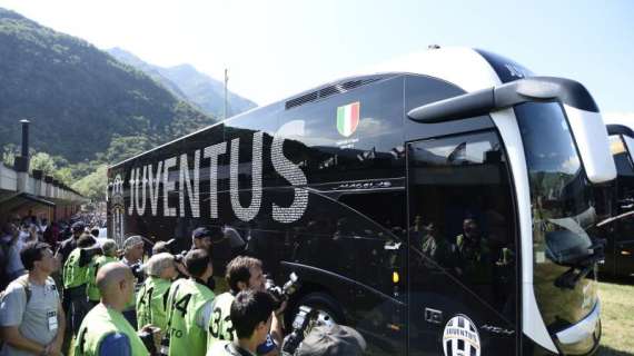 Bologna-Juventus, bomba carta contro il pullman bianconero: nessun ferito