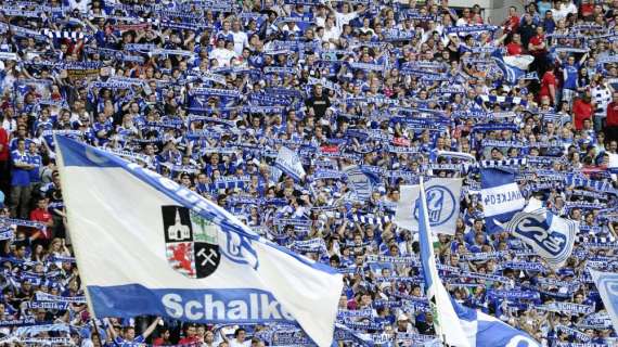 Bundesliga, Schalke 04 ancora ko: il M'Gladbach vince 2-1 ed è 3°