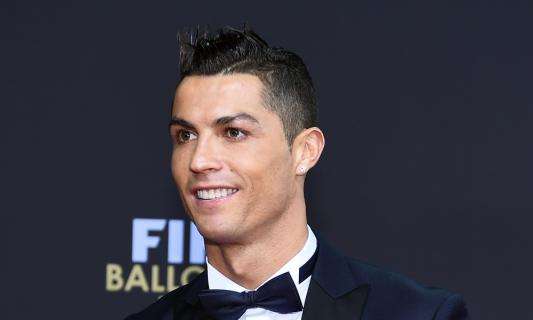 Pallone d'Oro, Cristiano Ronaldo trionfa per la quarta volta