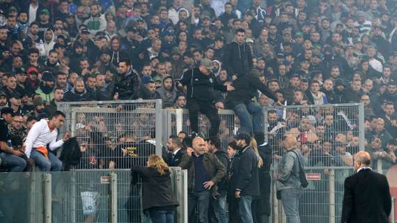 Napoli, comunicato del club: "Mai biglietti gratis agli ultras"