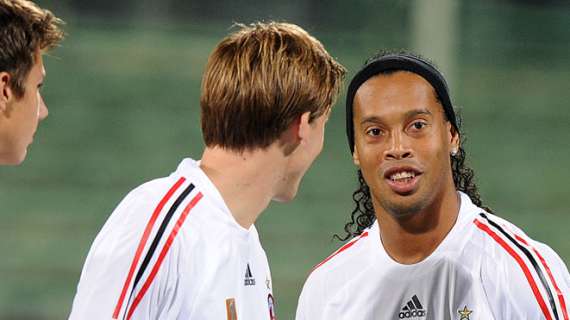 Clamoroso, Ronaldinho squalificato per 3 turni