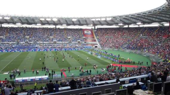 Il Messaggero titola: "A pranzo con Roma-Lazio"