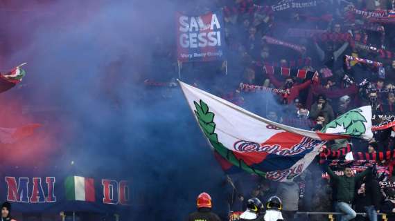 Bologna, i tifosi caricano la squadra a Casteldebole