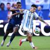 Guerra por Thiago Almada: Flamengo desafía a River