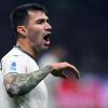 Romagnoli se despide de la Lazio: saludos y emoción ante la grada visitante en Lecce...