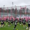 Bayern Múnich, último entrenamiento antes del Atalanta: está Kane. Urbig se entrena,...