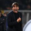 Conte vuelve a perder los papeles: las chispas con Fàbregas retratan el delicado momento del SSC Napoli