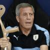 Uruguay rinde homenaje al Maestro Tabárez. Scaloni: "Un tributo merecido por todo...
