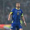 Bosnia-Italia, polémica con el 1-1: toque con el brazo de Dzeko antes del gol
