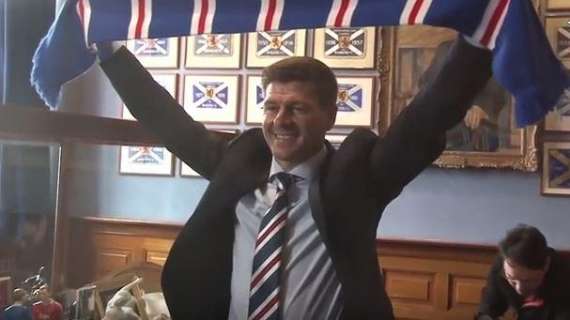 Escocia, el Rangers se impone al Celtic y le alcanza en el liderato
