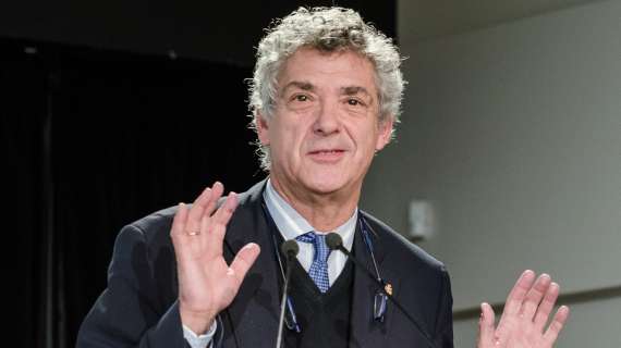 Villar anuncia que se presentará a la reelección en 2016