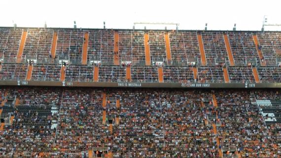 Valencia CF - FC Barcelona (21:30), formaciones iniciales