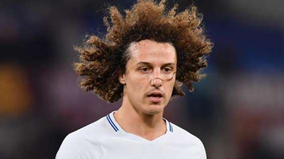 Chelsea, David Luiz pretende seguir en el Club