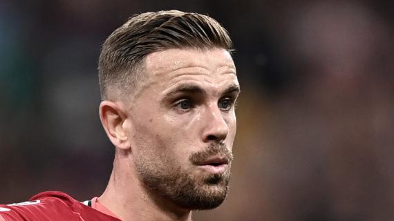 OFICIAL: Brentford, firma Jordan Henderson
