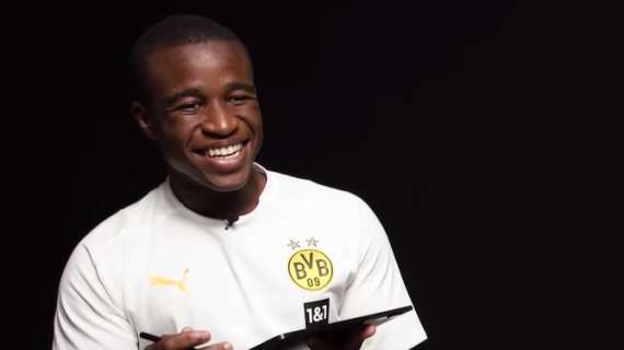 Borussia Dortmund, Moukoko podría salir cedido al Colonia