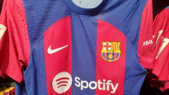 FC Barcelona, nuevo vínculo para Shane Kluivert